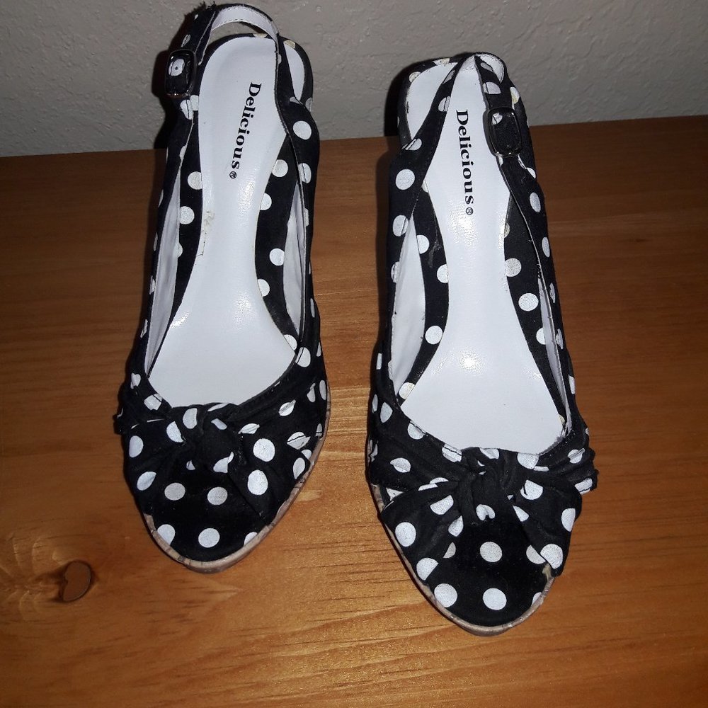 BLACK WITH WHITE POKA DOT 4" SLING OPEN TOED SHOES